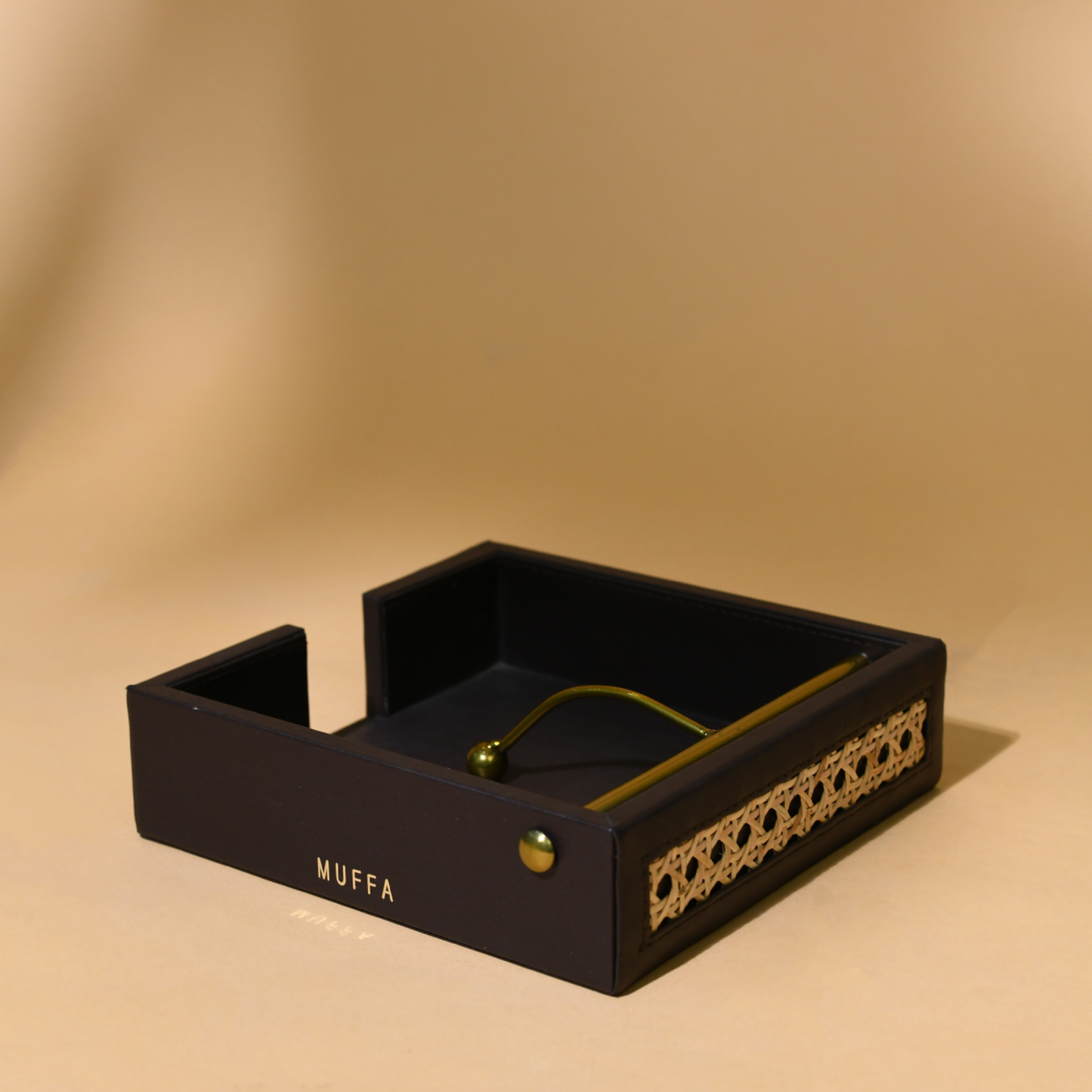 Tissue holder I