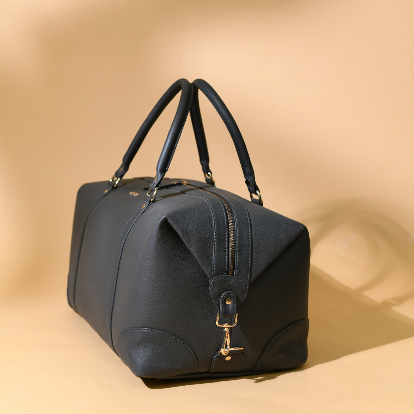 Travel weekender bag - I Gray