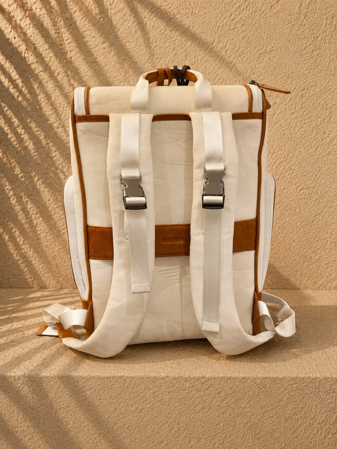 Muffa little lion embroidered backpack